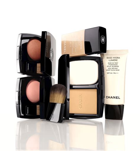 chanel vitalumiere compact douceur shades|CHANEL .